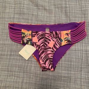 Maaji bikini bottoms NWT